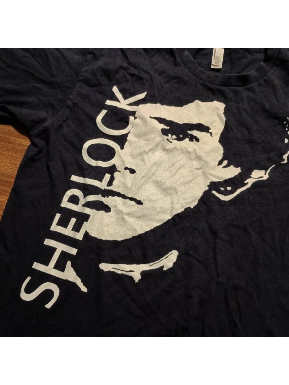 Sherlock T-shirt - Medium // TV show series Benedict tee shirt mystery